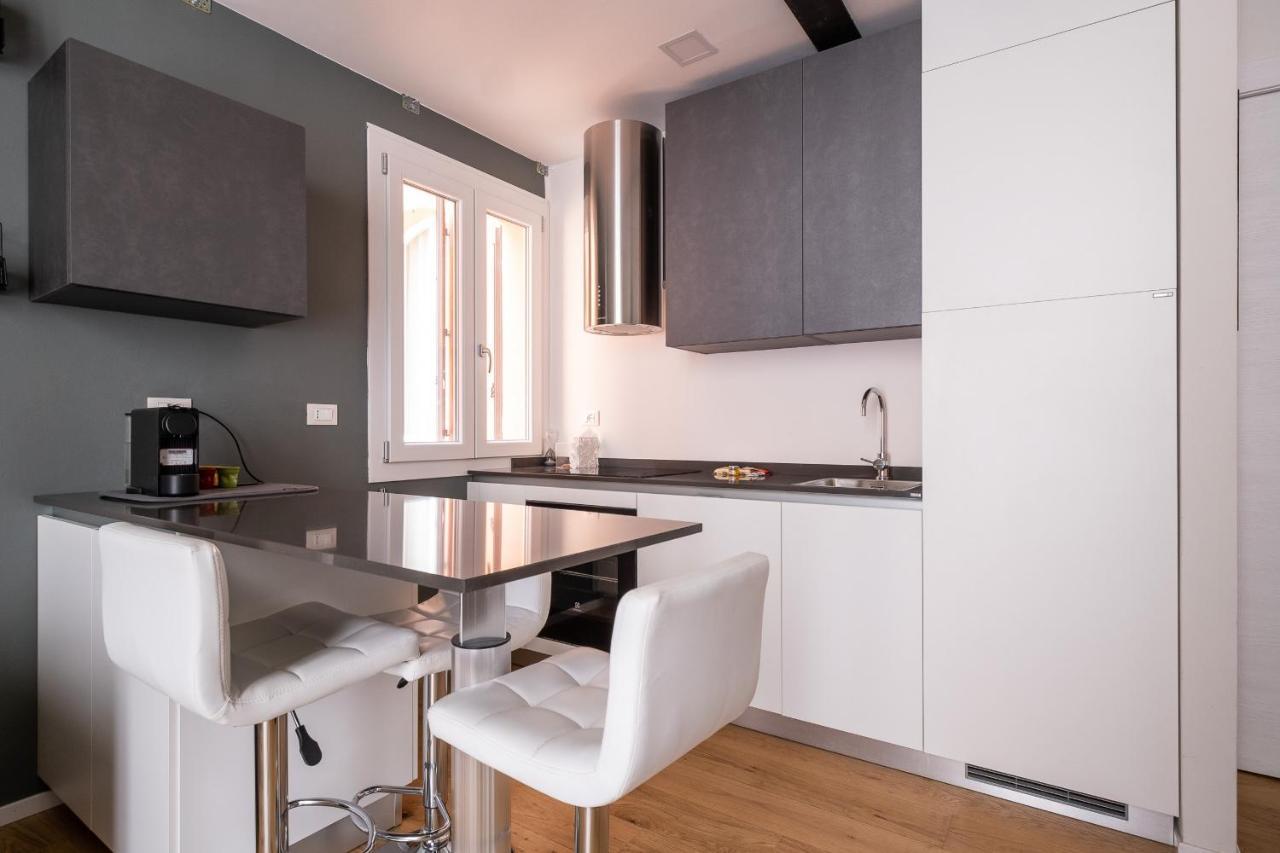 Mazzini Elegant Apartment By Wonderful Italy Bolonia Zewnętrze zdjęcie